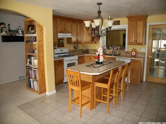 350 S 325 W, Providence, UT 84332 — photo 2