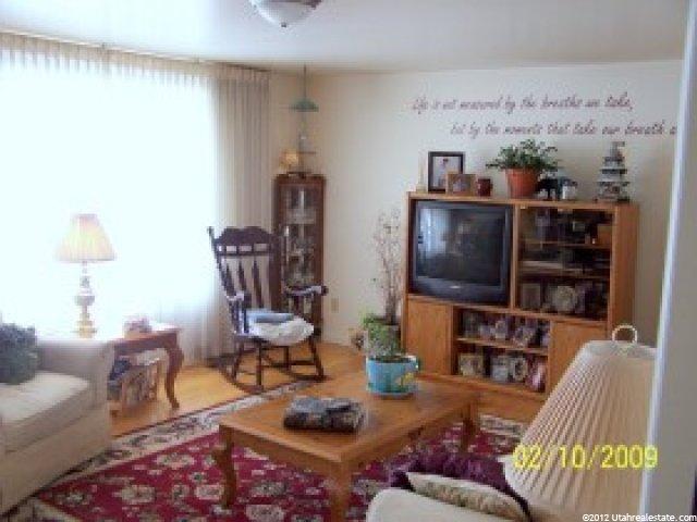 4402 Jefferson Ave, South Ogden, UT 84403 — photo 8
