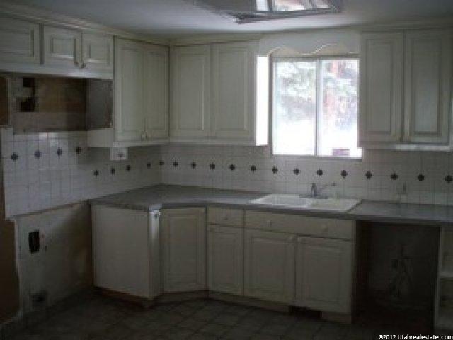 7378 S Layne Dr E, Midvale, UT 84047 — photo 2