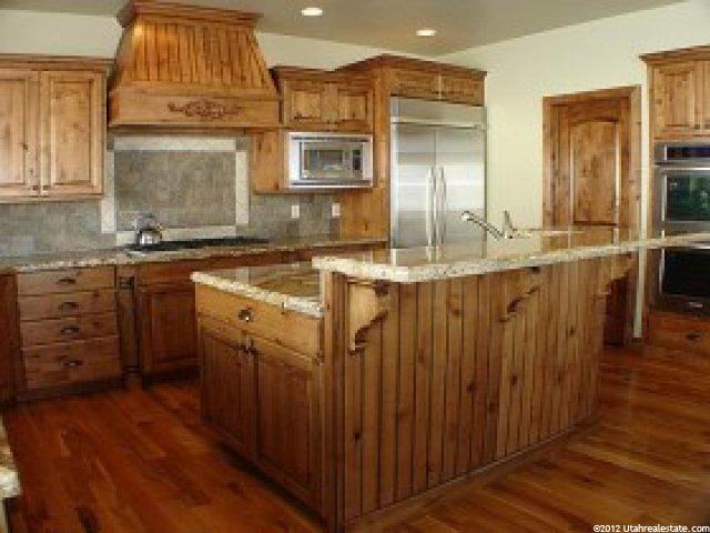 983 N Maple Dr, Huntsville, UT 84317 — photo 3