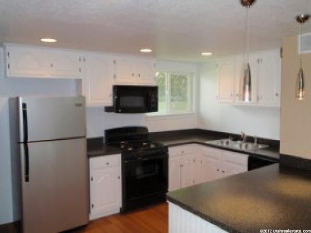 532 E Kingston Ave, Layton, UT 84041 — photo 2