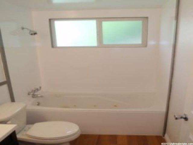 532 E Kingston Ave, Layton, UT 84041 — photo 4