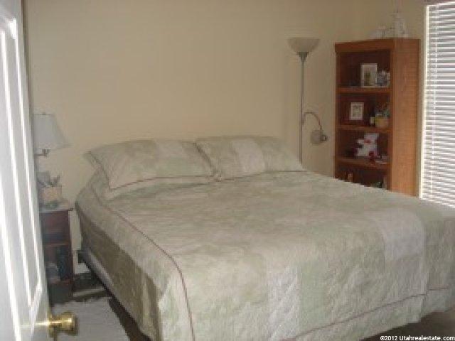 866 S 200 E, Farmington, UT 84025 — photo 4