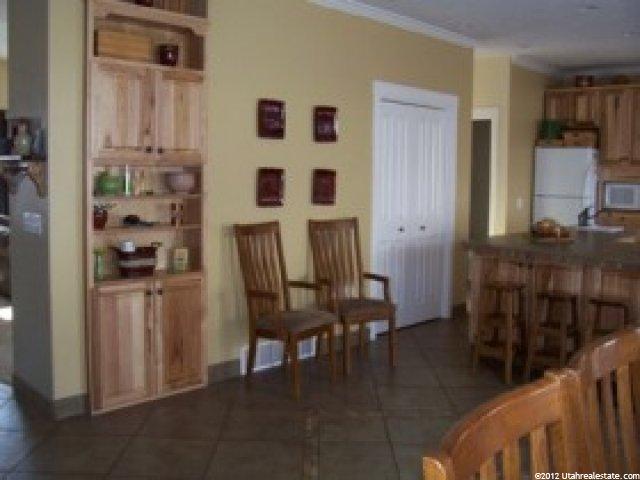 5641 Fox Chase Dr, South Ogden, UT 84403 — photo 5