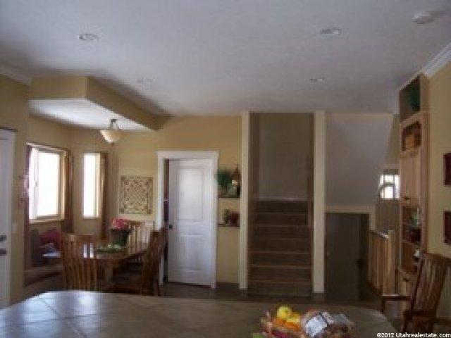 5641 Fox Chase Dr, South Ogden, UT 84403 — photo 10