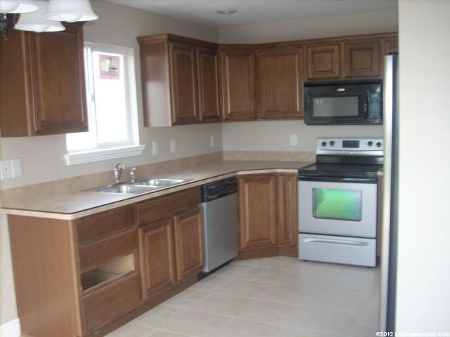 429 W 350 N #4, Tremonton, UT 84337 — photo 6