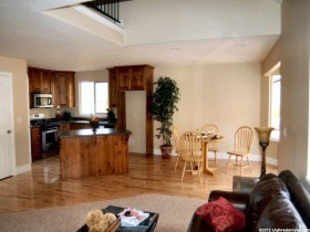2622 E 6500 S, Uintah, UT 84403 — photo 4