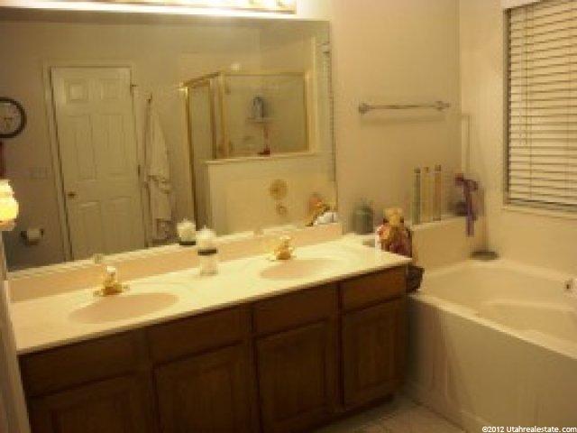 4067 S 1100 W, Riverdale, UT 84405 — photo 10