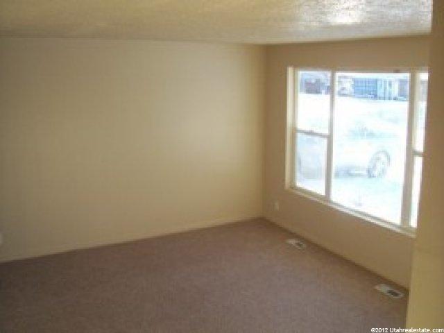 790 N Onyx St, Layton, UT 84041 — photo 3