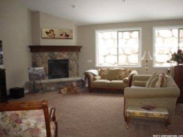 918 Mahogany Dr, Fruit Heights, UT 84037 — photo 4
