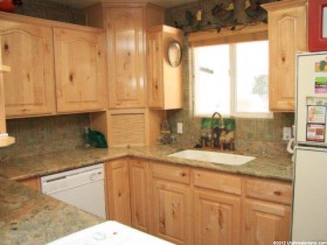 854 E 7800 S, Midvale, UT 84047 — photo 5