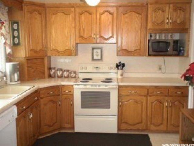 321 W 1050 N, Bountiful, UT 84010 — photo 3