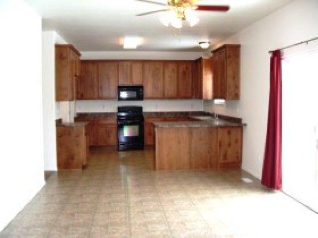 2382 Doral Dr, Syracuse, UT 84075 — photo 4
