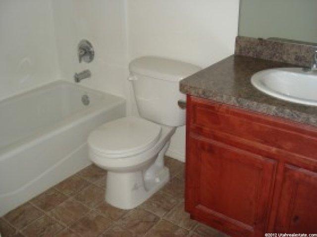 128 E 2100 S, Clearfield, UT 84015 — photo 7