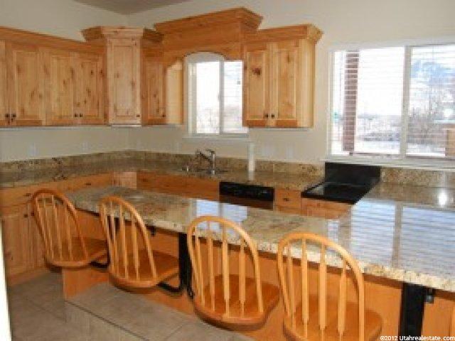 2094 S 450 E, Kaysville, UT 84037 — photo 2