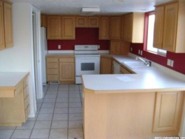 871 Grenoble Dr, Midvale, UT 84047 — photo 3