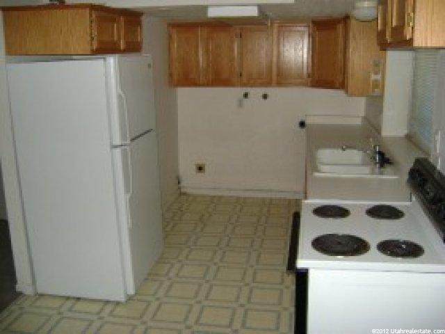 871 Grenoble Dr, Midvale, UT 84047 — photo 5