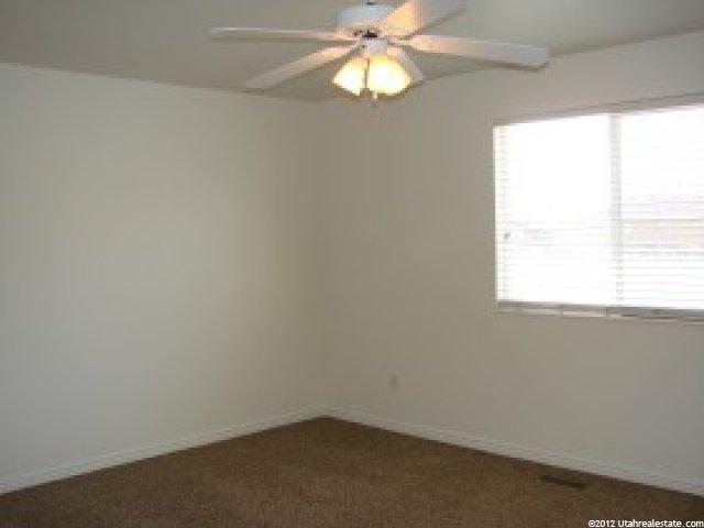 19 W 1850 N #29, Layton, UT 84041 — photo 6