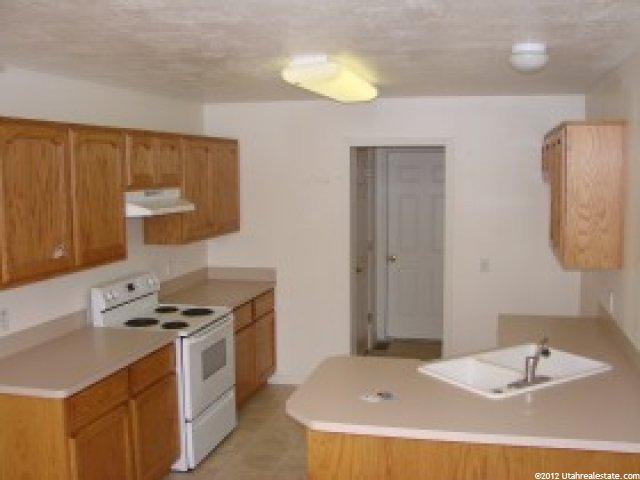 29 W 1850 N #43, Layton, UT 84041 — photo 2
