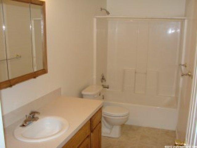 29 W 1850 N #43, Layton, UT 84041 — photo 4