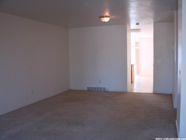 41 W 1850 N #47, Layton, UT 84041 — photo 4