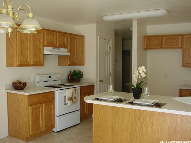 41 W 1850 N #47, Layton, UT 84041 — photo 6