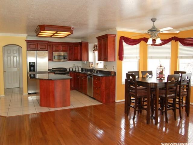 4230 S 600 W, Riverdale, UT 84405 — photo 2