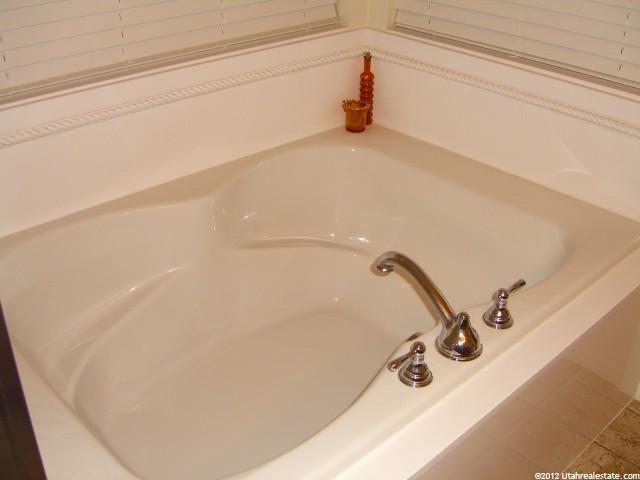 4503 S 3475 W, West Haven, UT 84401 — photo 8