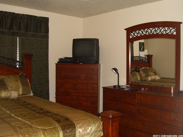 4503 S 3475 W, West Haven, UT 84401 — photo 9