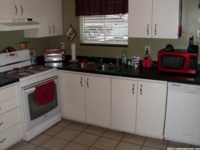 88 W 50 S #J2, Centerville, UT 84014 — photo 3