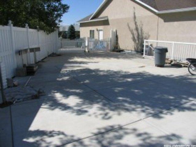 359 E Glencroft S, Sandy, UT 84070 — photo 12