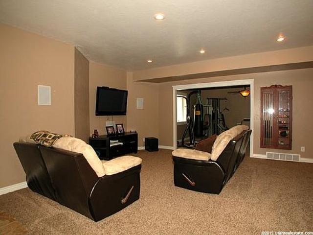 225 N 390 W, Wellsville, UT 84339 — photo 5