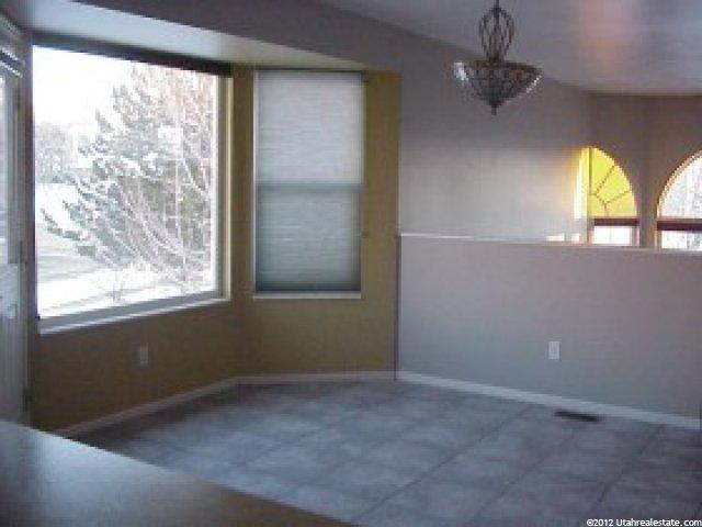 1060 E 4600 S, South Ogden, UT 84403 — photo 8