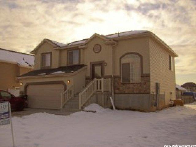 1369 N 2475 W, Clinton, UT 84015 — photo 2