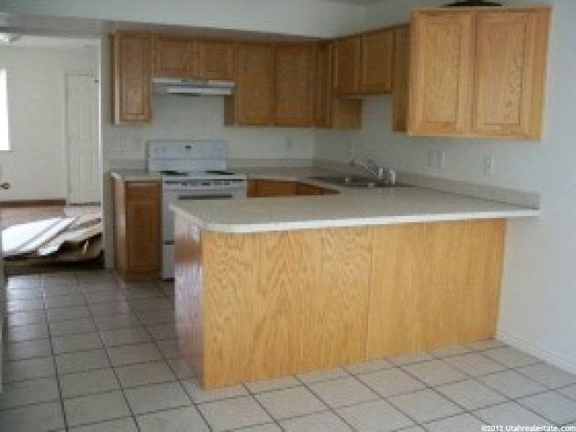 844 E Factory St, Garland, UT 84312 — photo 2