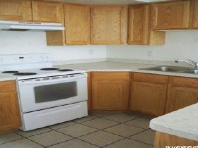 844 E Factory St, Garland, UT 84312 — photo 5