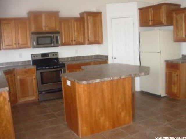 1934 N 2645 W, Clinton, UT 84015 — photo 2