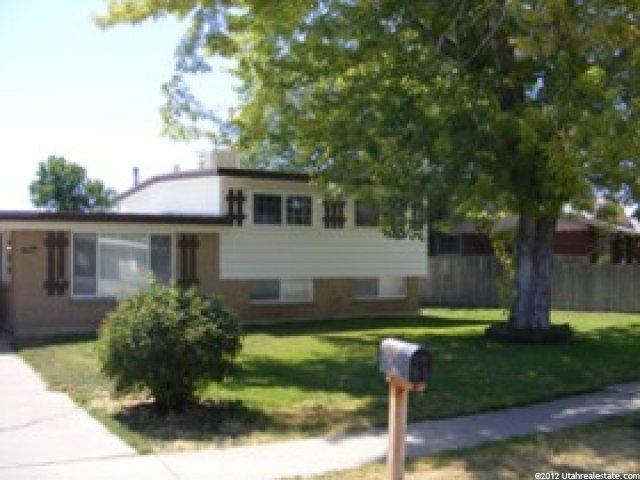1753 Alfred Dr, Layton, UT 84041 — photo 3