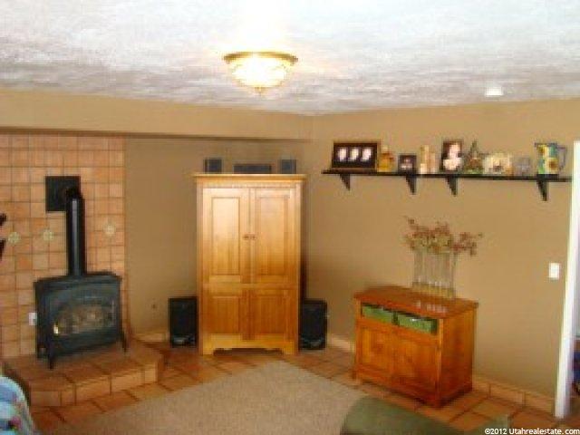 1054 E 1200 N, Ogden, UT 84404 — photo 6