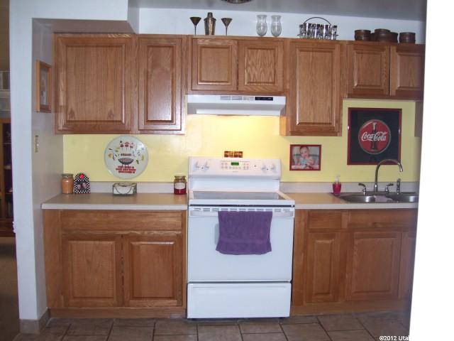 5364 S 4620 W, Kearns, UT 84118 — photo 2