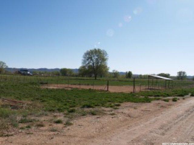 2794 S 2500 E, Vernal, UT 84078 — photo 2
