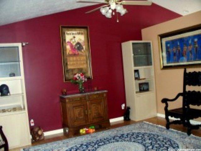 43 E Mutton Hollow Rd, Kaysville, UT 84037 — photo 2