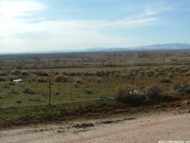 6243 N 8500 E, Lapoint, UT 84039 — photo 3