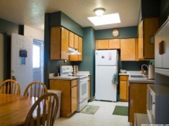 532 W 1880 S, Woods Cross, UT 84087 — photo 5