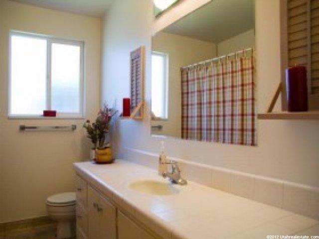 532 W 1880 S, Woods Cross, UT 84087 — photo 8