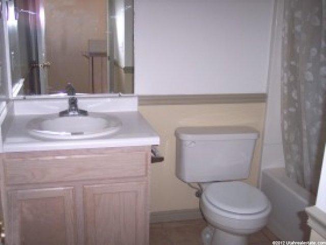 513 S 450 E, Clearfield, UT 84015 — photo 6