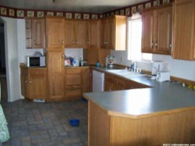 2812 S Vernal Ave, Uintah County, UT 84078 — photo 3