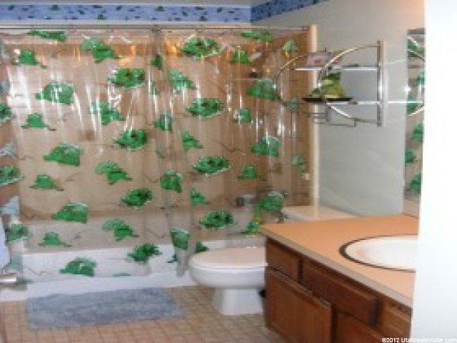 228 N 500 W, Clearfield, UT 84015 — photo 7