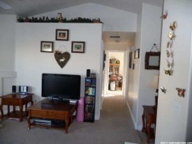 4676 S 4000 W, Roy, UT 84067 — photo 6
