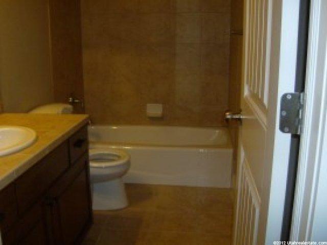 1205 Willow Brook Ln, Kaysville, UT 84037 — photo 3